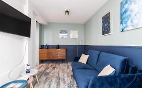 Peaceful one-bedroom near République in the heart Paris Welkeys